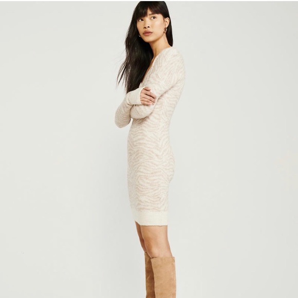 A&F Sweater Dress - Picture 3 of 5